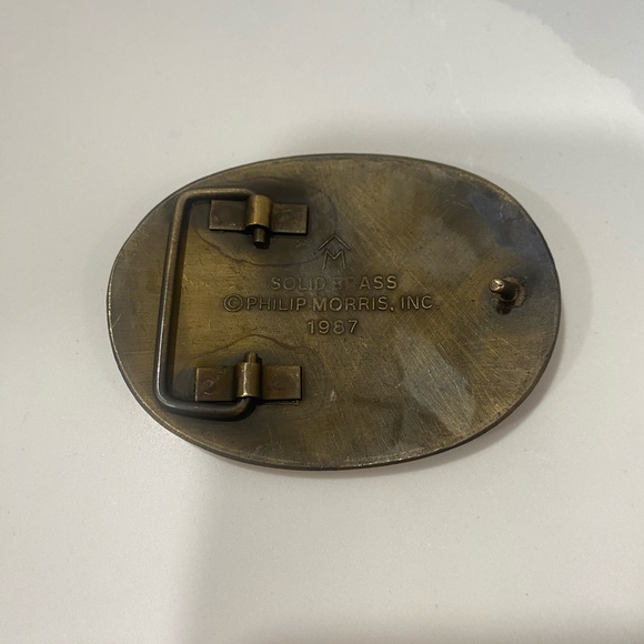 Vintage 1987 Marlboro Belt Buckle Solid Brass by Philip Morris 3.5x2.5” - Picture 2 of 3